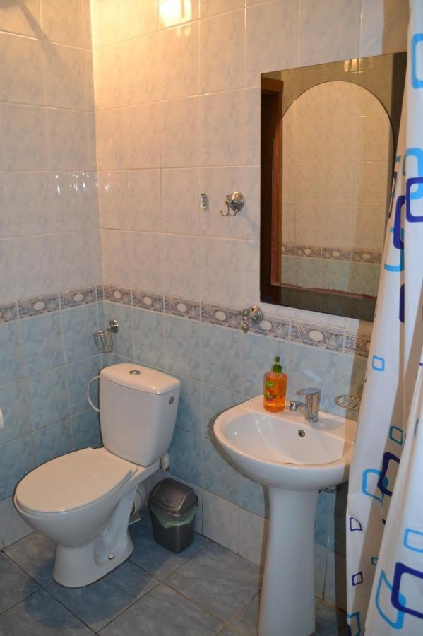Ferienwohnung Квартира Двохкімнатна Фонтан Kamjanez-Podilskyj Exterior foto