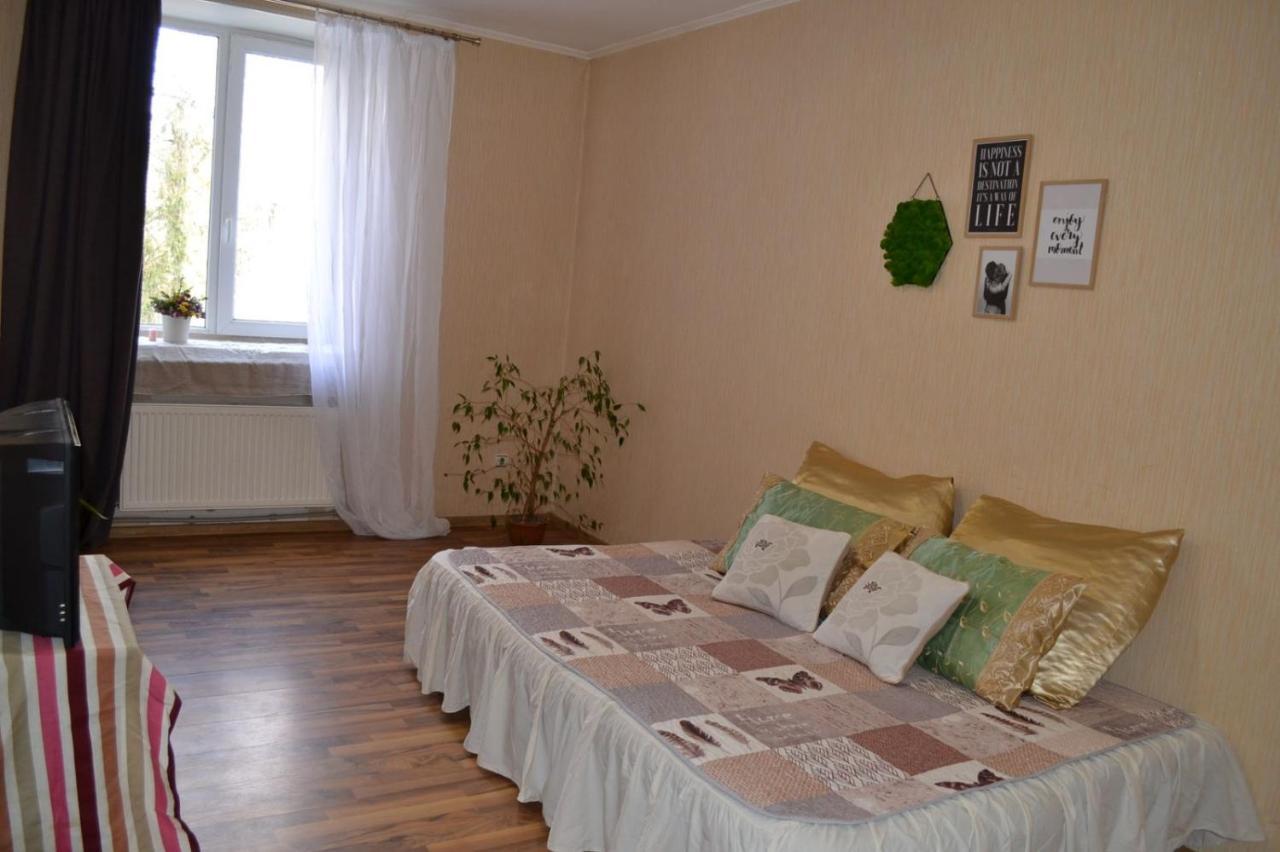 Ferienwohnung Квартира Двохкімнатна Фонтан Kamjanez-Podilskyj Exterior foto